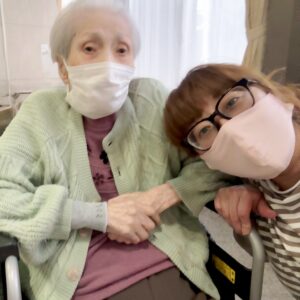 ばあちゃん元気です( •̀∀•́)۶